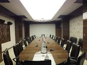 The Apple Palace Hotel 3*